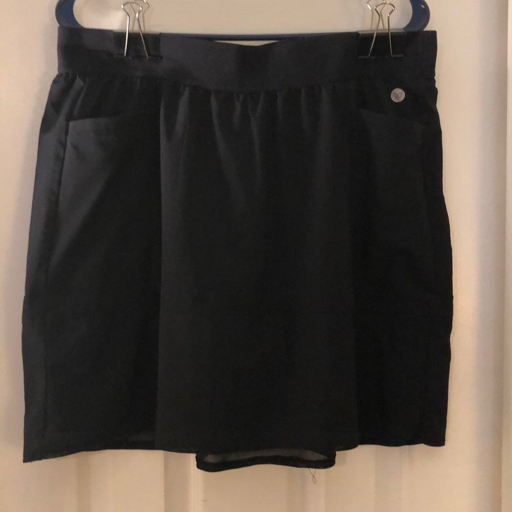 Active wear skort